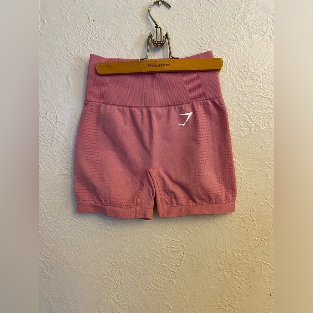 Gymshark short - Picture 3 of 10